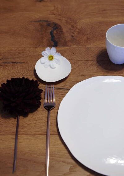 ASSIETTE EN PORCELAINE