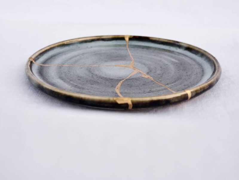 ASSIETTE EN KINTSUGI