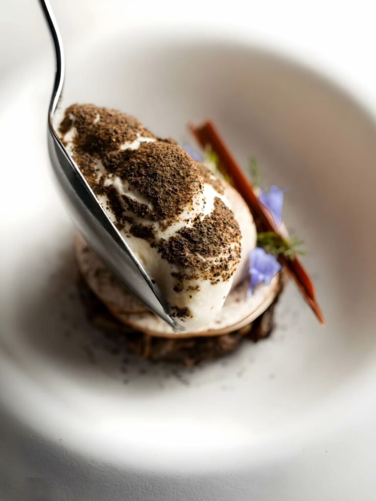 Instagram post from maisongala_mg. This post is in position 3.